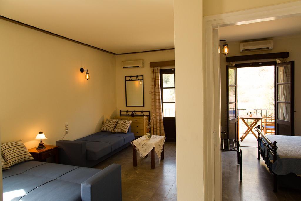 Hotel Porto Potha Telendos Екстер'єр фото
